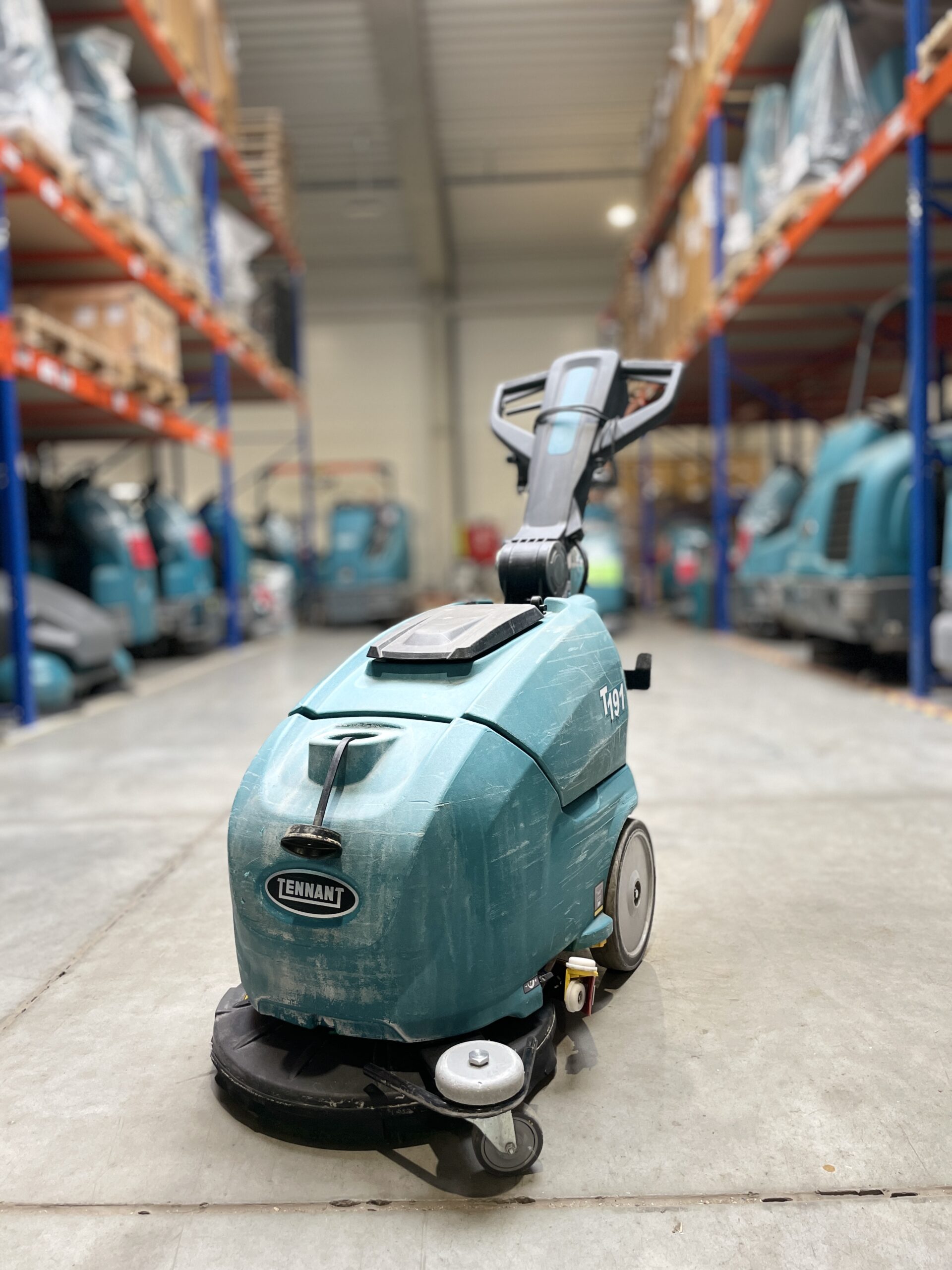 T191 SCRUBBER-DRYER 45CM