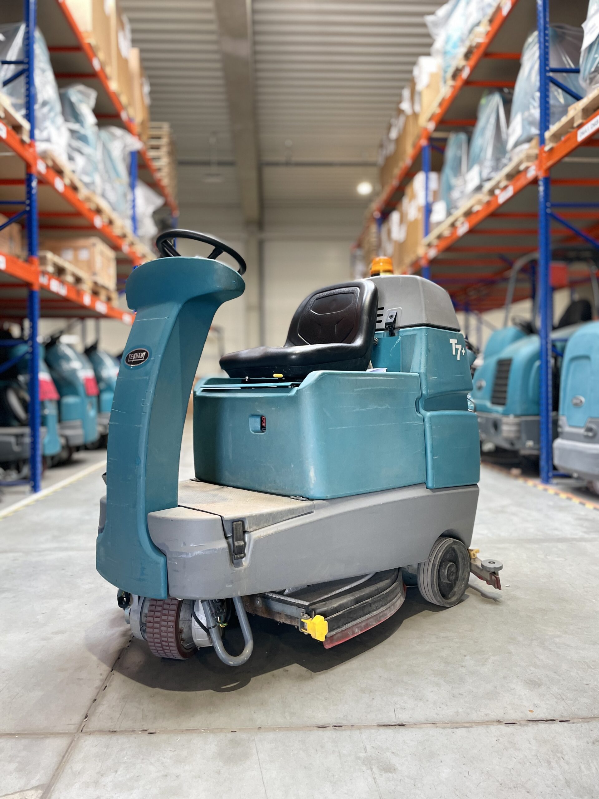 T7 SCRUBBER DRYER 80CM DISC