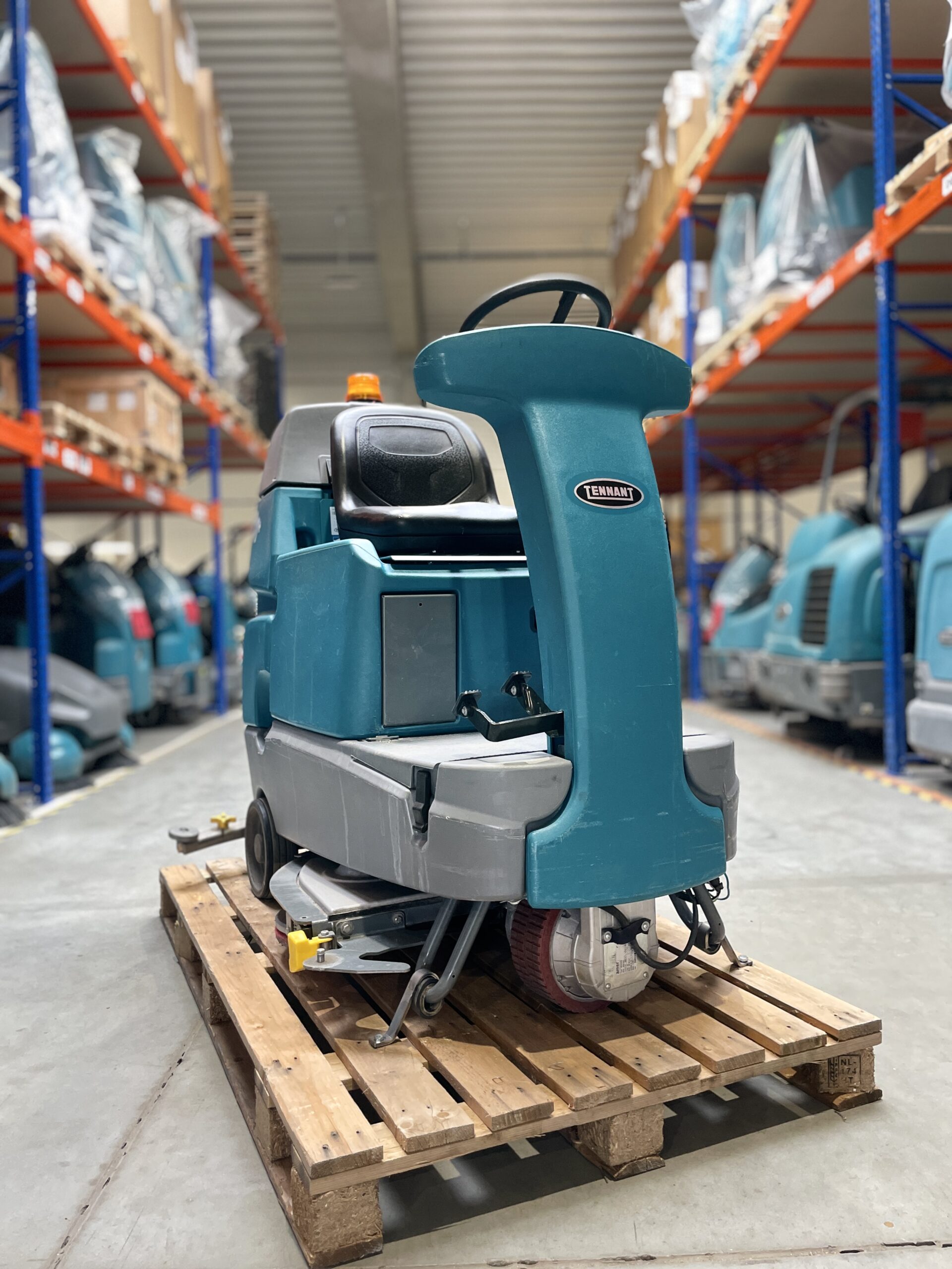 T7 SCRUBBER-DRYER 80CM DISC