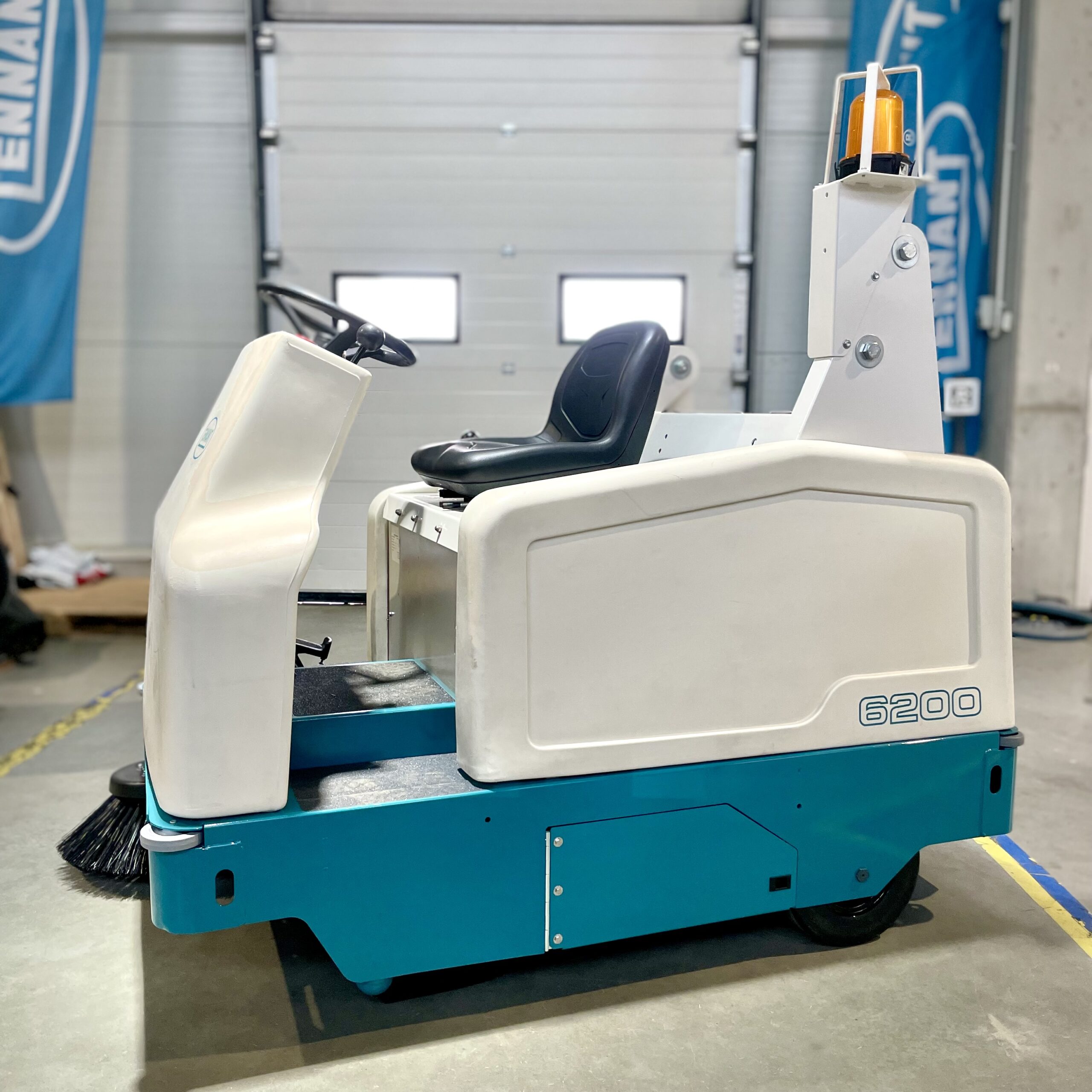 6200 ELECTRIC SWEEPER