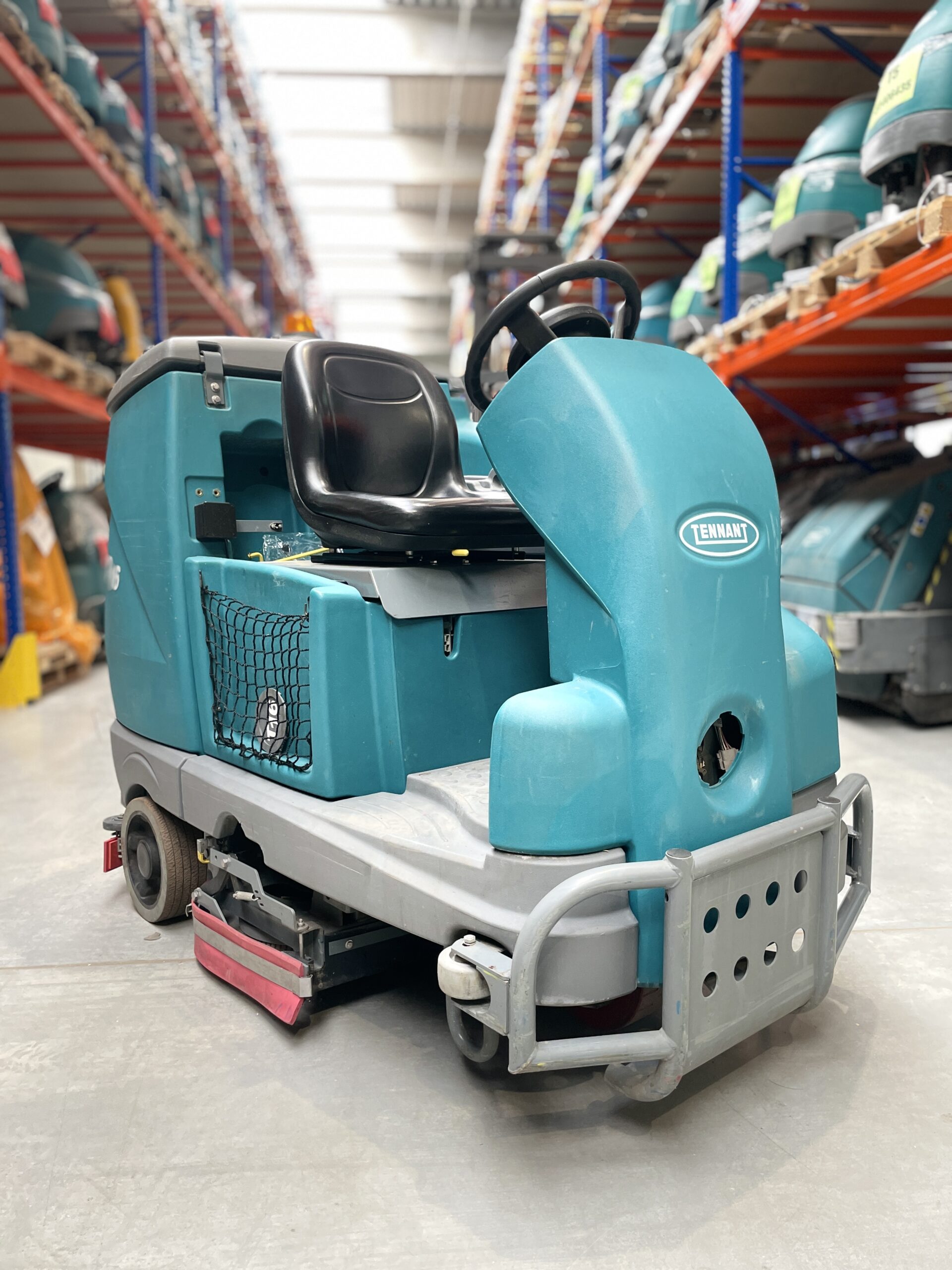 T16 DISC SCRUBBER-DRYER